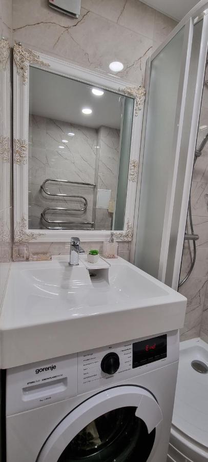 A. G. Central Apartaments Шяуляй Экстерьер фото